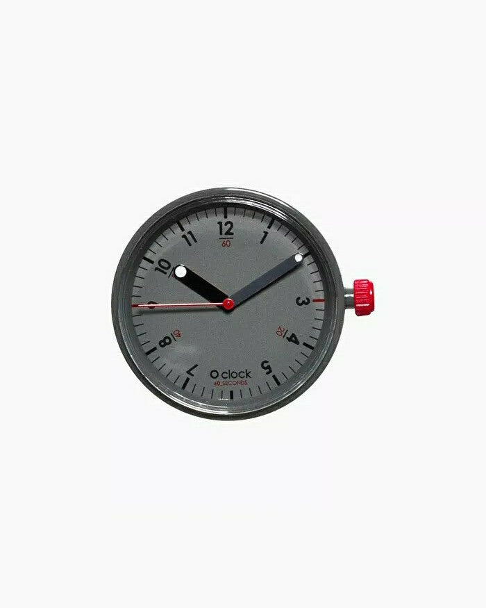 O clock dial seconds red grey
